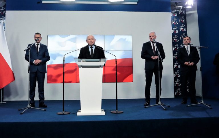Kryzys w Zjednoczonej Prawicy: Kaczyński zdyscyplinował Ziobrę i Gowina?