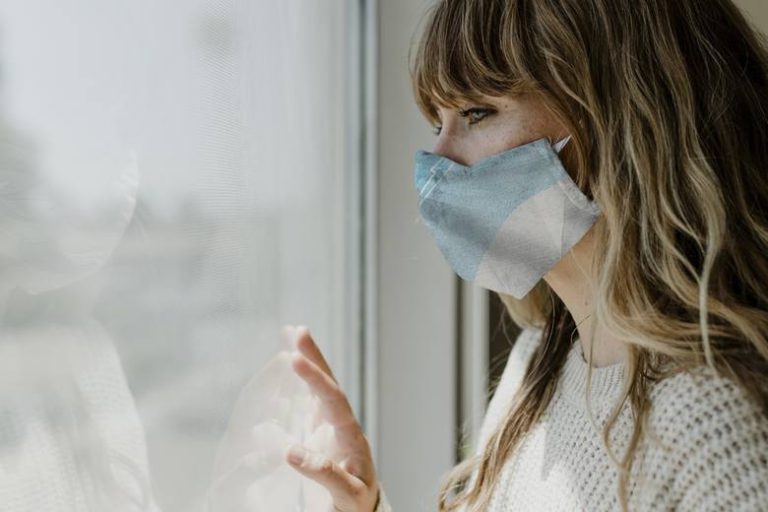 Portugalia: Restrykcje sanitarne zatrzymały w domach blisko 70 proc. populacji