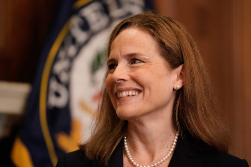 Senat zatwierdził Amy Coney Barrett na sędzię Sądu Najwyższego Senat zatwierdził Amy Coney Barrett na sędzię Sądu Najwyższego