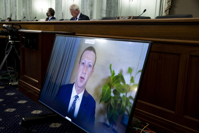 Była menedżerka: Facebook nie zmieni się, jeśli Zuckerberg pozostanie za jego sterami