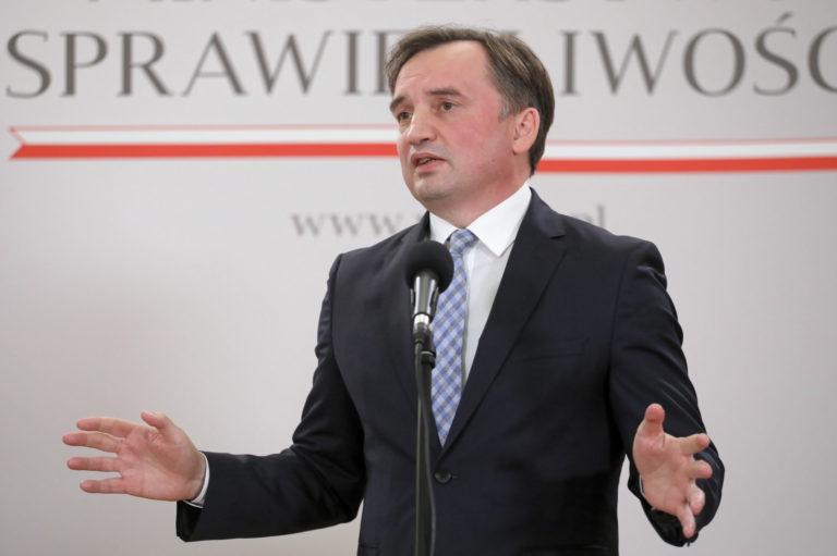 Ziobro stawia sprawę jasno: Polska powinna zawiesić płatności do UE, jeśli nie dostanie funduszy