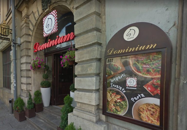 Krakowscy kupcy i restauratorzy na granicy załamania nerwowego i finansowego. Wielu ostrzega, że nie przetrwa do wiosny i zwolni pracowników