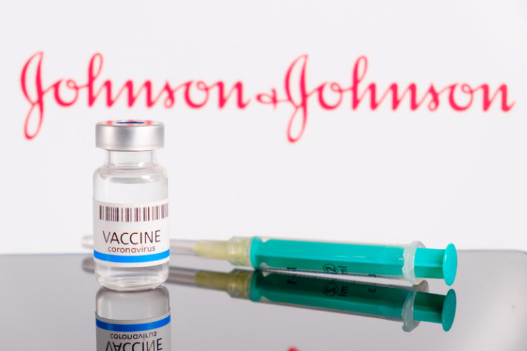 FDA: Szczepionka Johnson&Johnson bezpieczna i skuteczna