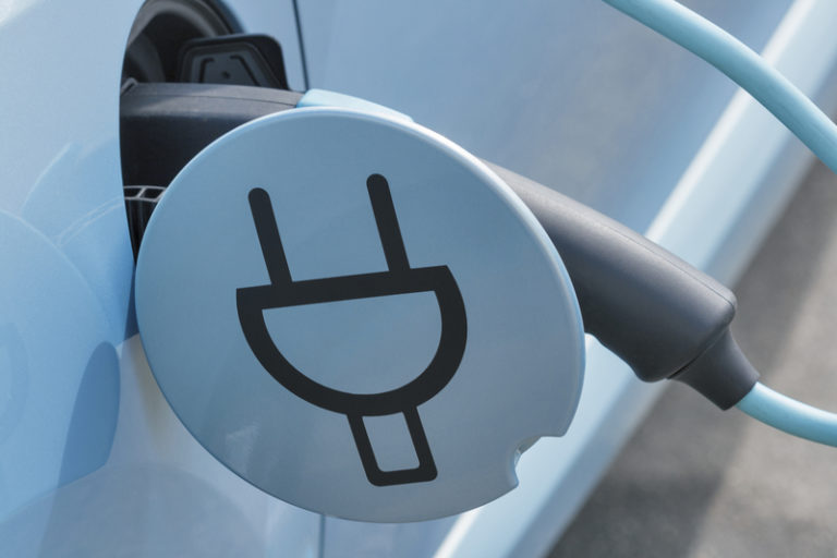 Budżet drogowy na Florydzie nie dopina się. Możliwe opodatkowanie samochodów elektrycznych