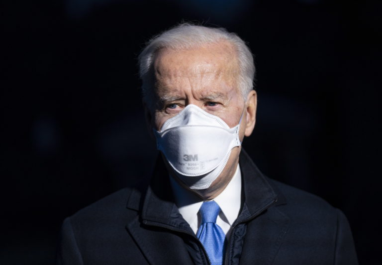 Politico: Biden milczy w sprawie sankcji, podczas gdy budowa Nord Stream 2 przyspiesza