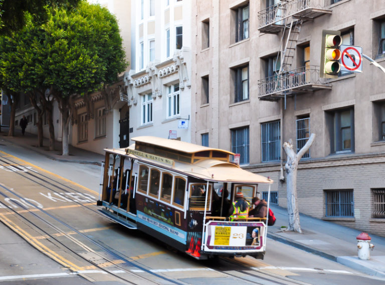Jedyne takie na świecie – tramwaje wracają na tory w San Francisco