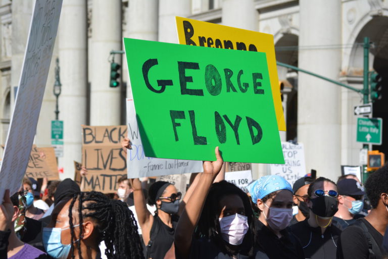 „Ustawa George’a Floyda” – Wiec przed Kapitolem w Teksasie. Demonstranci żądali nowej ustawy o policji w tym stanie