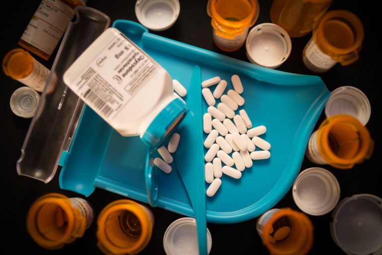 Rośnie liczba przedawkowań opioidów