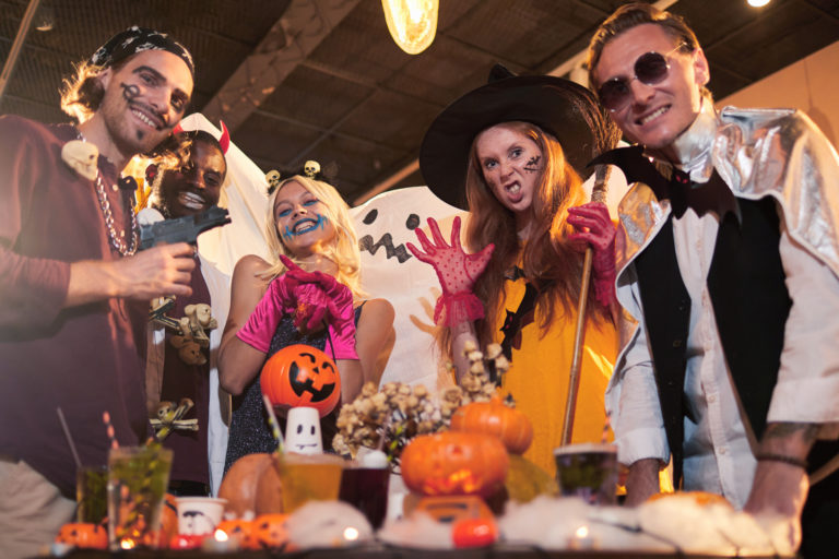 Czy katolik może brać udział w zabawach organizowanych z okazji Halloween?