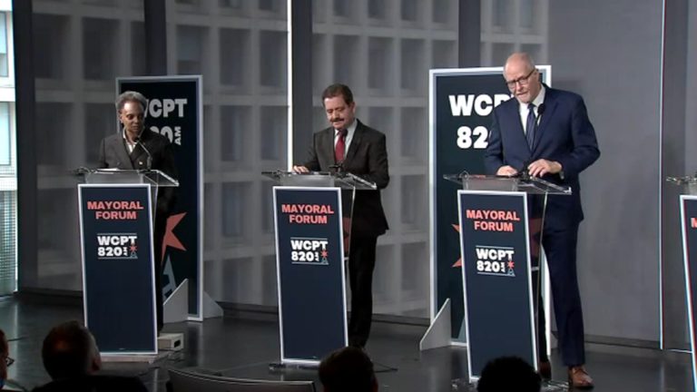 Kongresman Garcia: Lori Lightfoot trzyma się przywództwa, które zawiodło