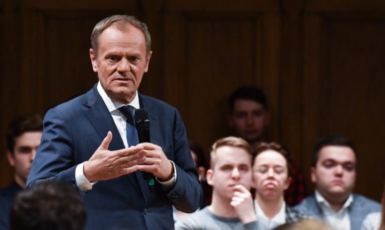 Tusk o głosowaniu ws. ustawy o SN: Podjęliśmy decyzję, by zagłosować za pieniędzmi europejskimi