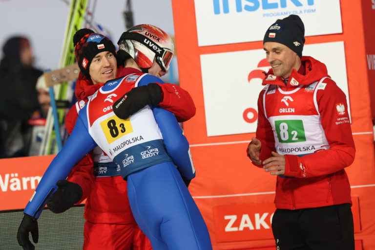 PŚ w skokach – Polska drużyna druga w Zakopanem, triumf Austrii