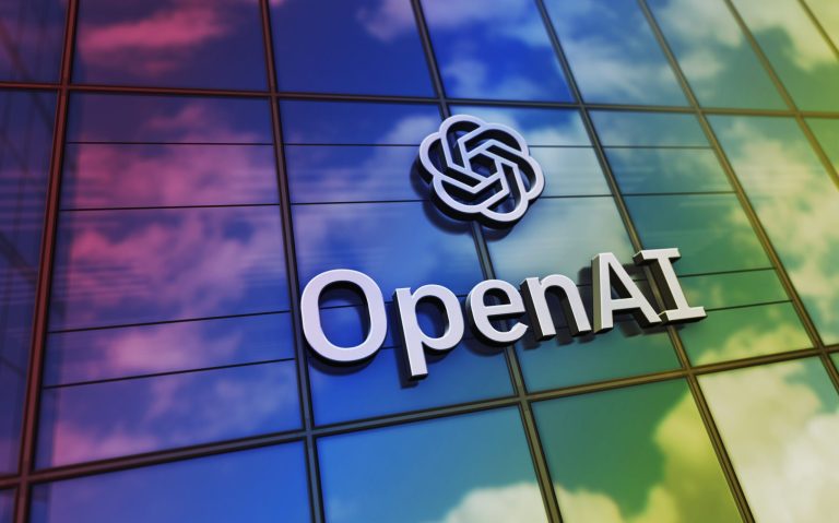 Ponad 500 pracowników OpenAI zażądało odejścia zarządu firmy, grożąc przejściem do Microsoftu