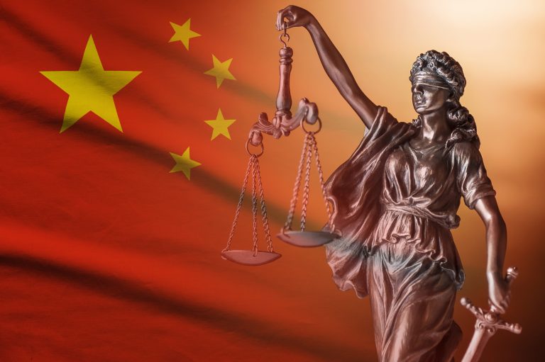Sąd zrobił wyjątek dla dwóch Chińczyków. Prawo Florydy zakazujące zakupu ziemi „wrogim nacjom” zablokowane