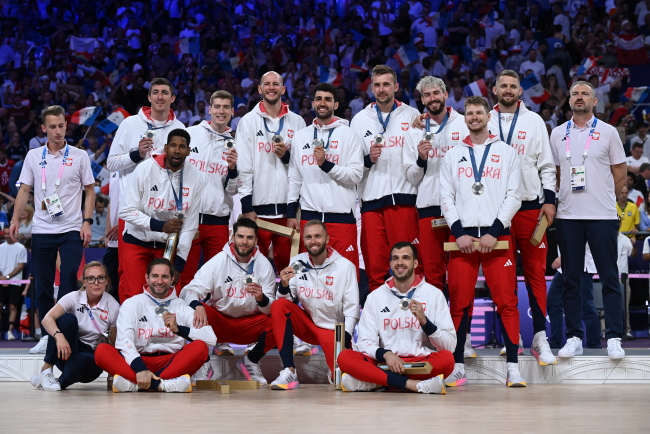 Les volleyeurs polonais sont finalistes olympiques après leur défaite contre la France