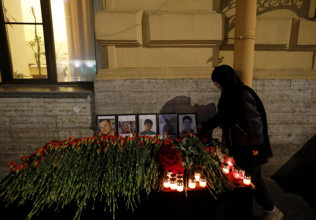 Po katastrofie samolotu w Kazachstanie pojawiają się pytania o bezpieczeństwo lotów nad Rosją