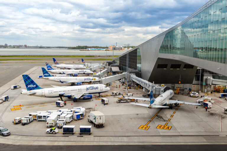 Nowojorska LaGuardia najlepszym lotniskiem w USA – wg. Forbes Travel Guide