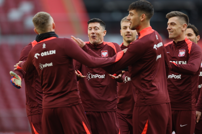 Robert Lewandowski Krzysztof Pi¹tek