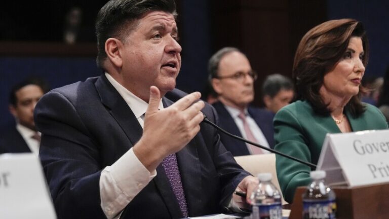 Gubernator J.B. Pritzker przed komisją na Kapitolu: Illinois przestrzega prawa i tego samego oczekujemy od rządu federalnego
